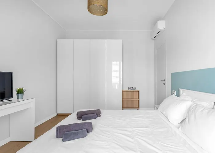 Sil5 - Bright - Luxury Милан