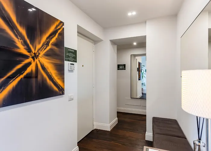 Allegroitalia Penthouse Montenapoleone Daire Milano
