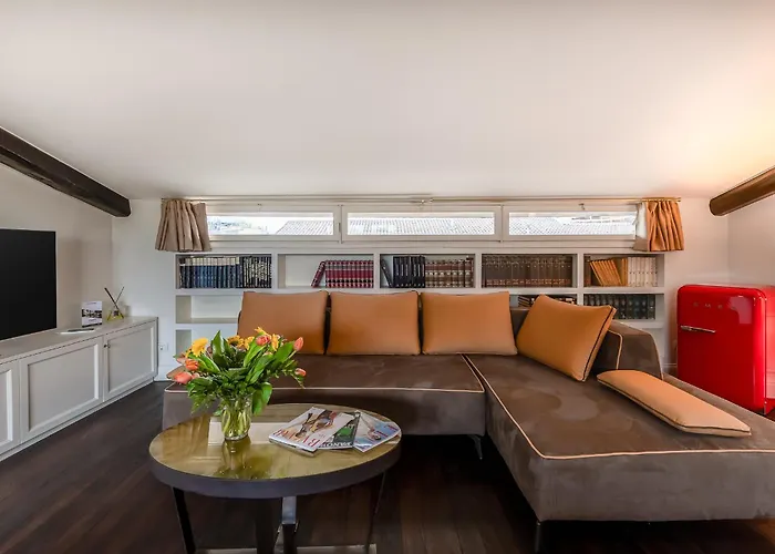 Allegroitalia Penthouse Montenapoleone Daire
