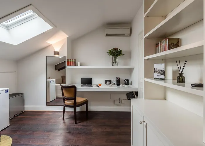 Allegroitalia Penthouse Montenapoleone דירה *