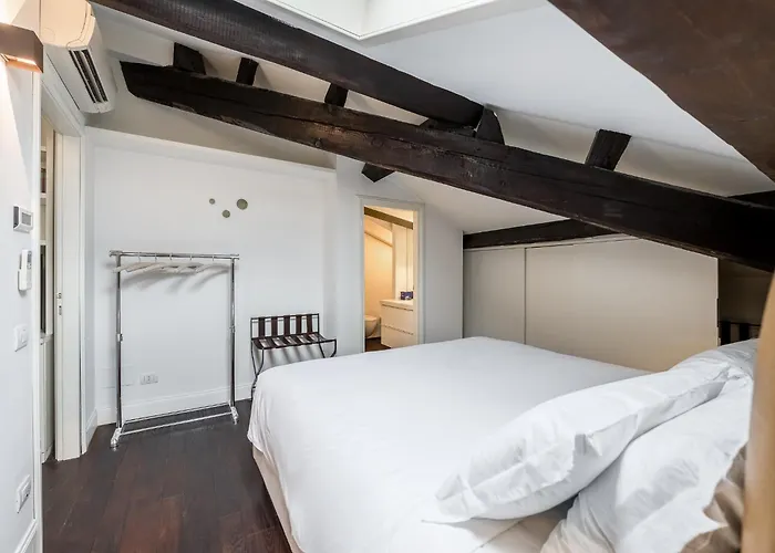 Allegroitalia Penthouse Montenapoleone Daire *