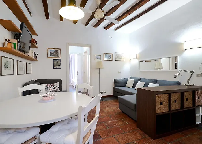 Xenia - Rustic And Cozy In Navigli