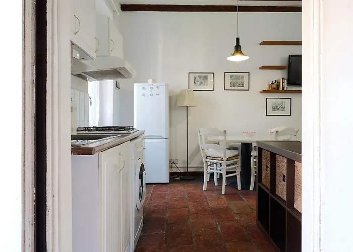 Xenia - Rustic And Cozy In Navigli *