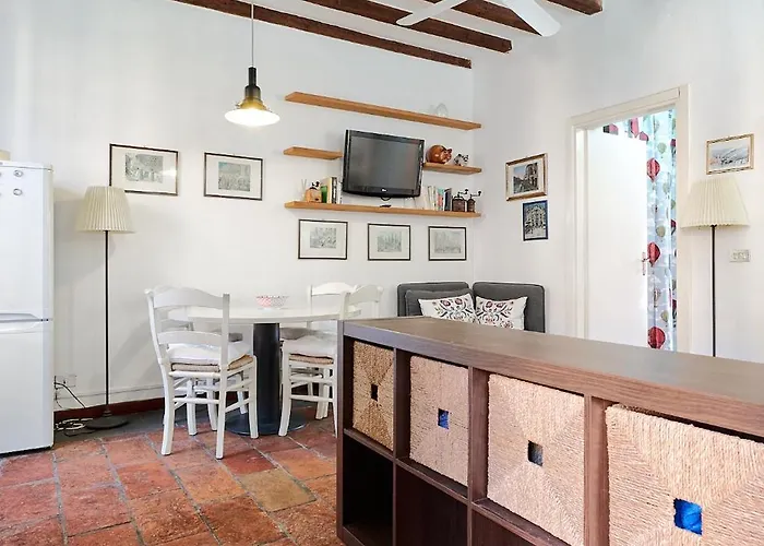 Xenia - Rustic And Cozy In Navigli * Milán