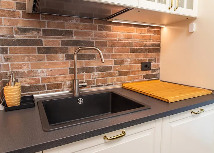 Accogliente A Pochi Passi Dalla Metro, San Siro E Con Aria Condizionata Milano