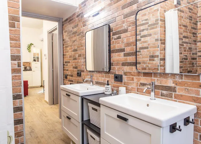 Lejlighed Accogliente A Pochi Passi Dalla Metro, San Siro E Con Aria Condizionata Milano