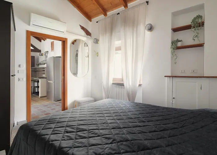 Navigli Flat Torricelli شقة