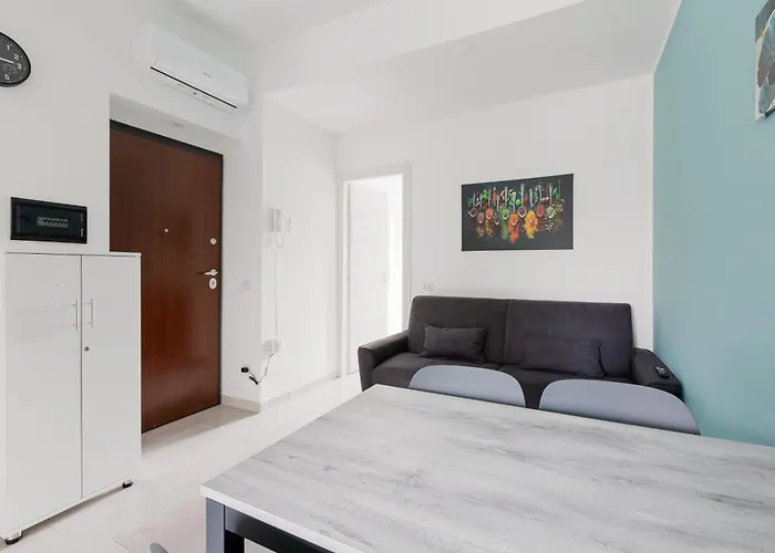 Bocconi - Palmieri - Bilocale Ristrutturato Apartment
