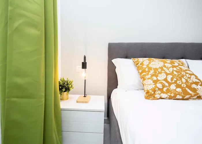 Navigli Dock By Nm *