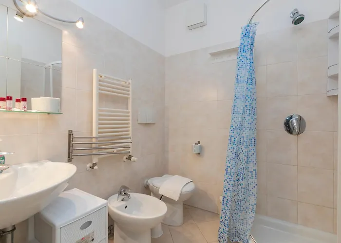 Xenia - Spacious Three-room 10 Min From Linate * Milan