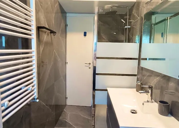 Casa Rosy Milano, Bovisa Politecnico, Dergano Metropolitana, Niguarda, Bicocca Apartamento Milão