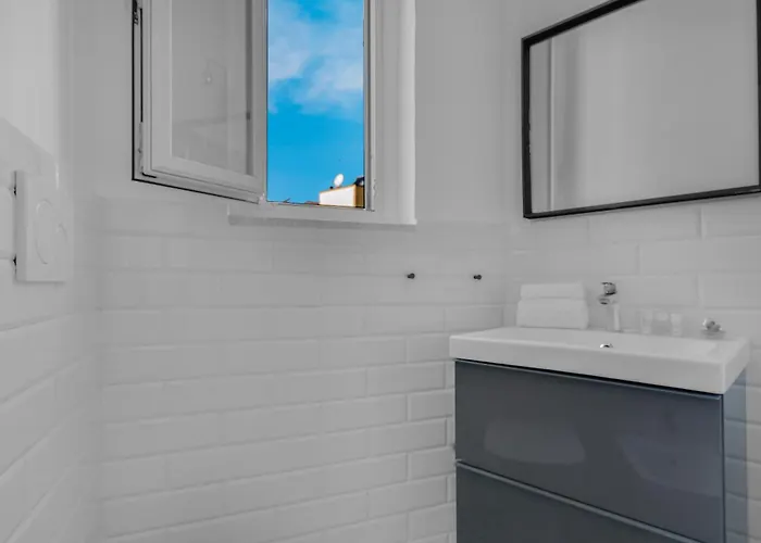 Duomo-isola Design-self Check-in Milano