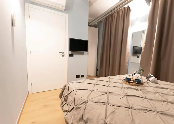 Ihost Luxury -free Parking- Plana 6 * Mailand