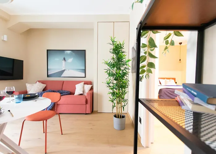 Ihost Luxury -free Parking- Plana 6 Apartment *