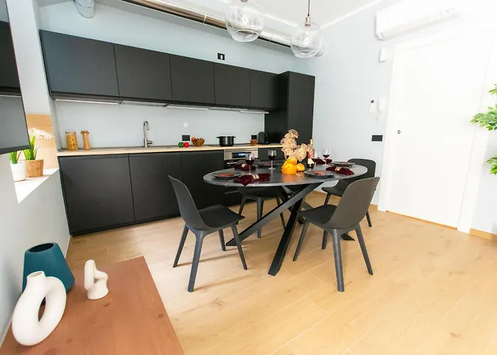 Ihost Luxury -free Parking- Plana 6 Mailand