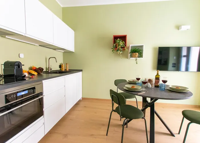 Ihost Luxury -free Parking- Plana 6 Apartment