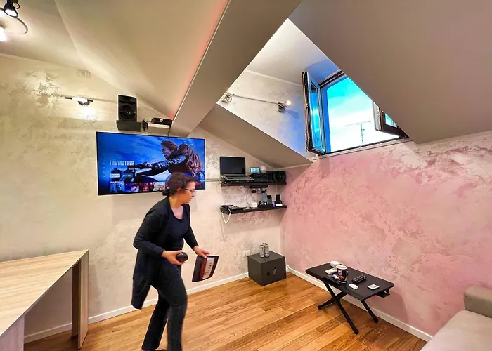 Center Eco-chicsmart - Brera Garibaldi Zone 1 - The Tube *