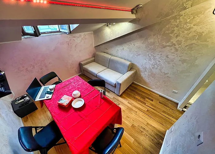 Center Eco-chicsmart - Brera Garibaldi Zone 1 - The Tube