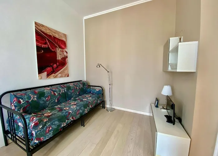 アパート Guesthost - Piazzale Susa Bright Flat Con Veranda *