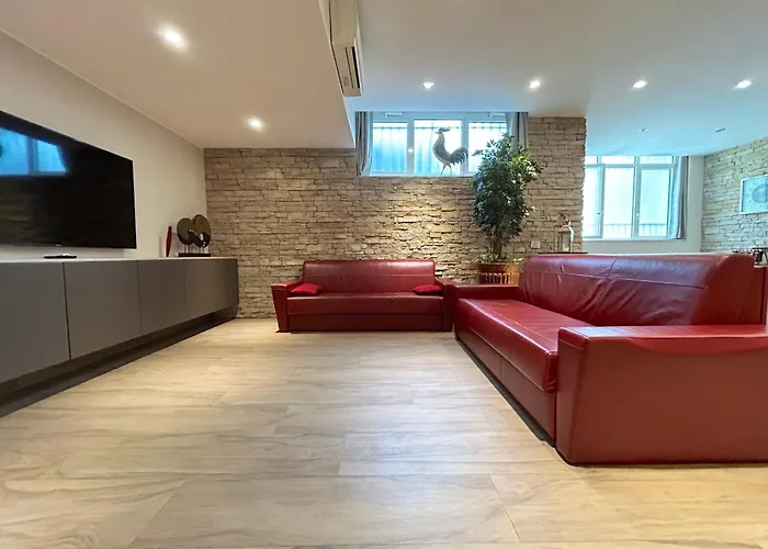 R39 Elegant With Private Parking *