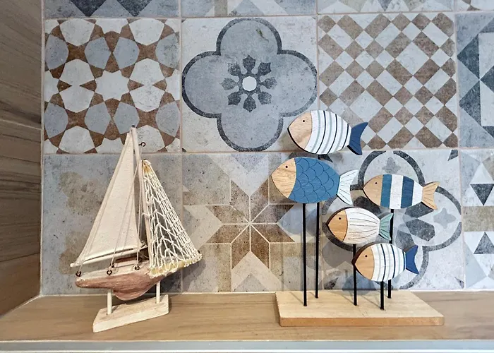 R39 Elegant With Private Parking Apartment *