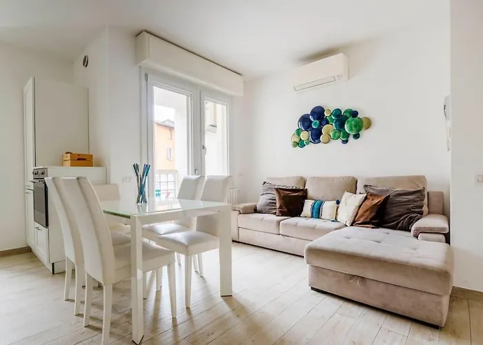 Brand New 3 Bedrooms In Navigli Area Milán