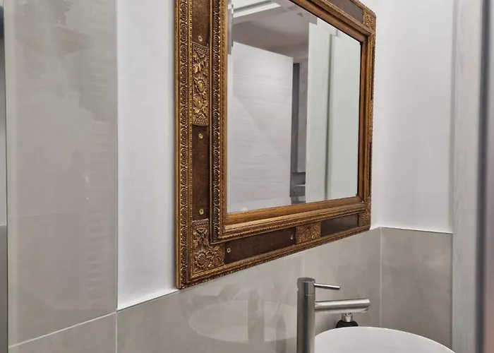 Daire N&ghomesweethome Canova Accogliente - Affari Milano