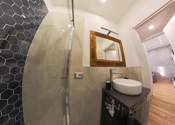 Daire N&ghomesweethome Canova Accogliente - Affari Milano