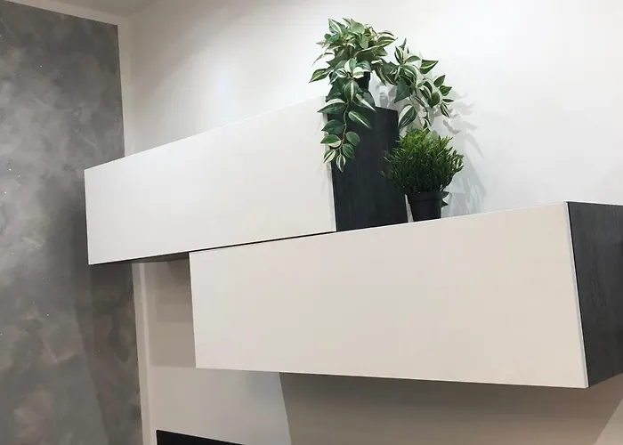 N&ghomesweethome Canova Accogliente - Affari