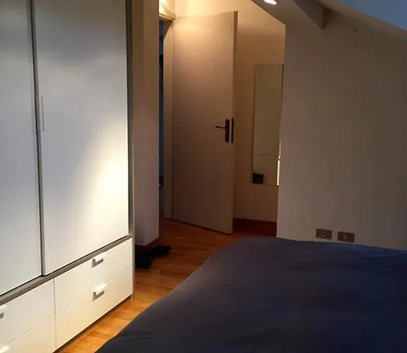 V12 Design Apartament *