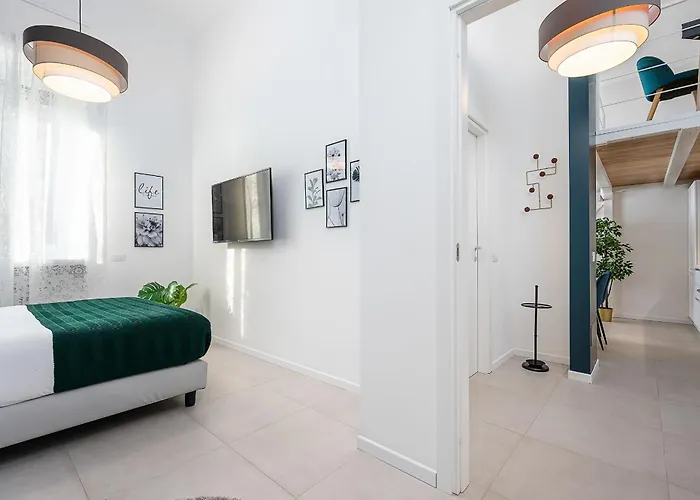 Classbnb - Bright Near The Center * Milán