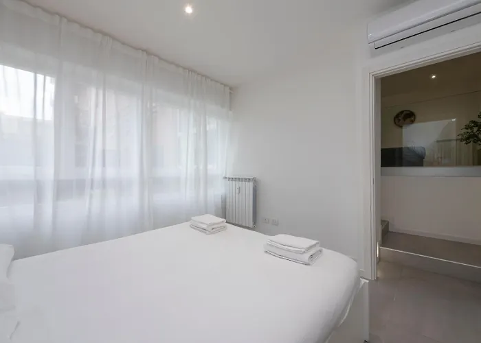 Daire Ihost Luxury - Neg Roli 8 Milano