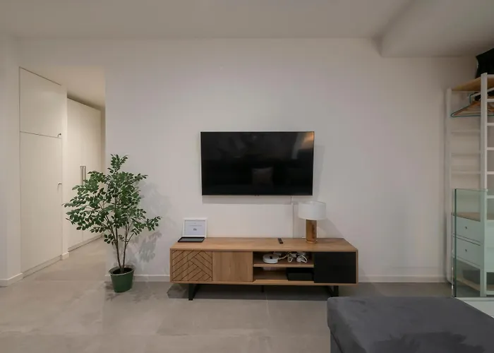 Ihost Luxury - Neg Roli 8 밀라노