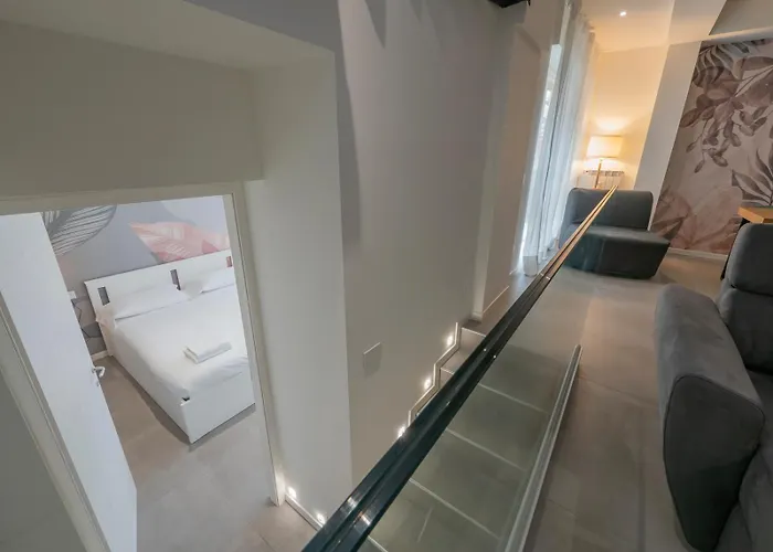 Ihost Luxury - Neg Roli 8 밀라노