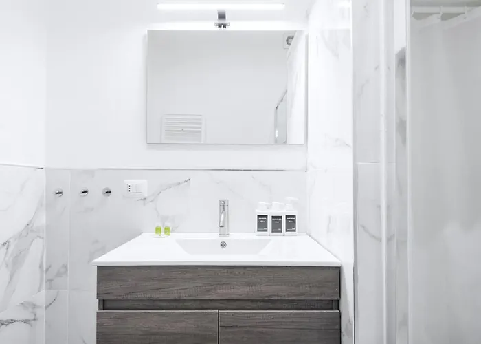 Easylife - - Monza 112 - Loreto *