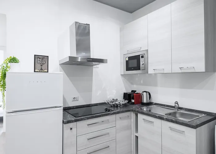 Easylife - - Monza 112 - Loreto