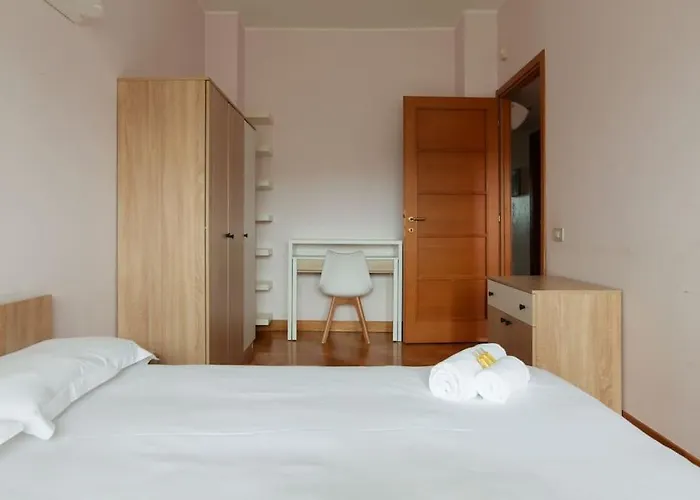 Fieramilano 3br ميلان