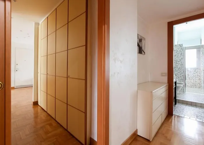 Fieramilano 3br شقة ميلان