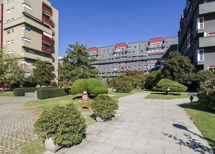 Fieramilano 3br شقة *