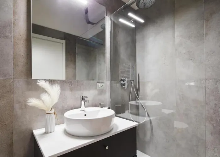 Luxury Fieramilano-duomo Wifi&netflix *