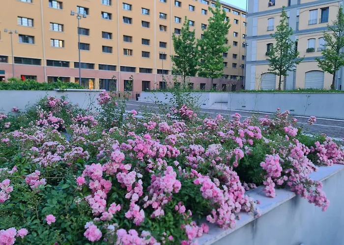 Space Loft - Close To M5 Subway - Free Parking - Sky & Netflix Tv Διαμέρισμα