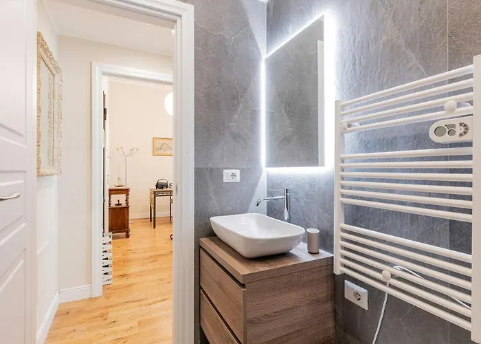 Homeby - Tiepolo דירה *