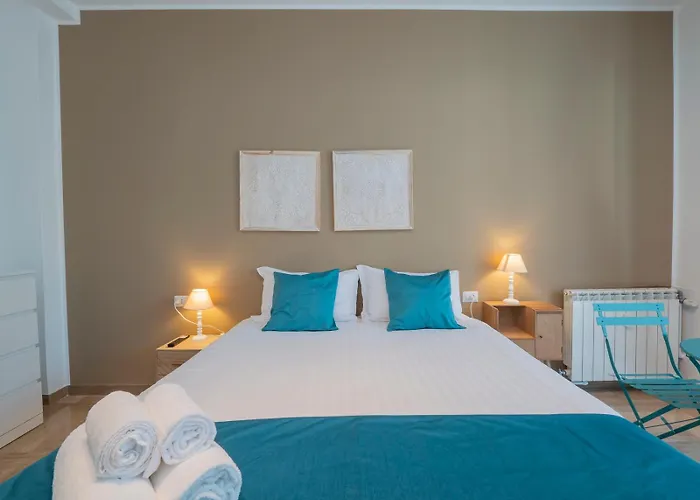 Xenia - Luminous In Citylife