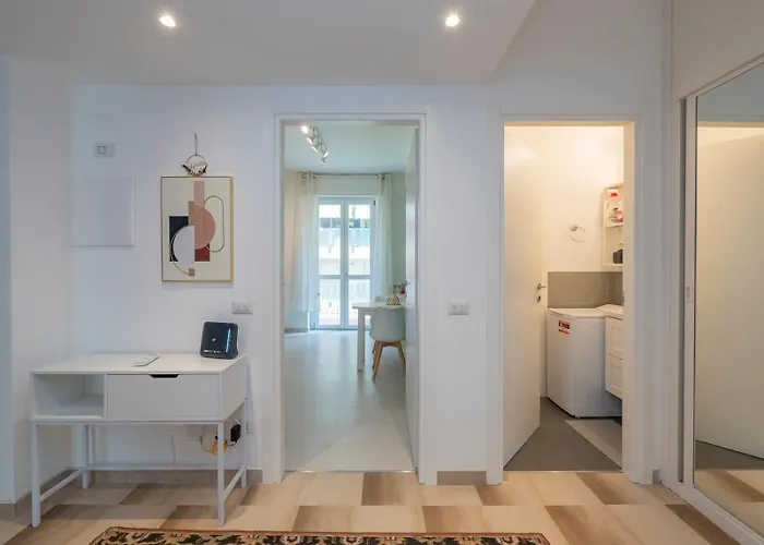 Xenia - Luminous In Citylife *