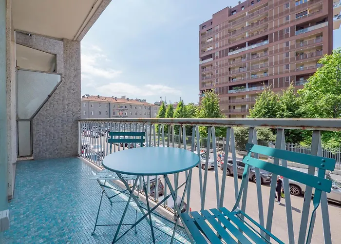 Xenia - Luminous In Citylife *