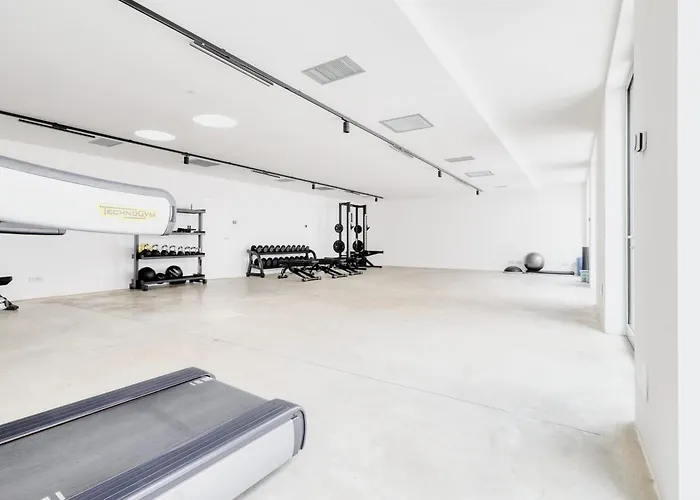 Just Urban - Boutique With Parking And Gym Милан