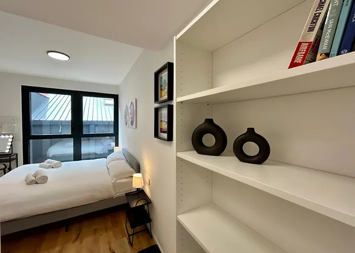 Apartmán Kibilu Luxury With Terrace, Isola District And Near Garibaldi Station Milán