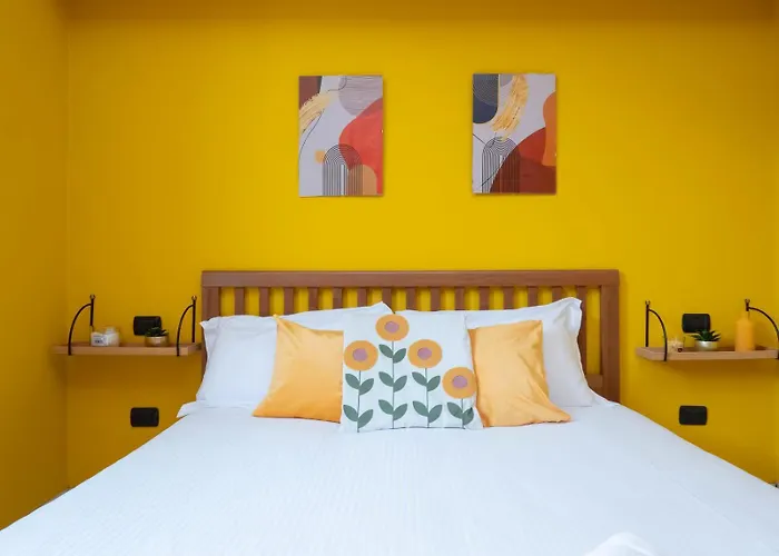 Xenia - Colorful In Fiera Area * 米兰