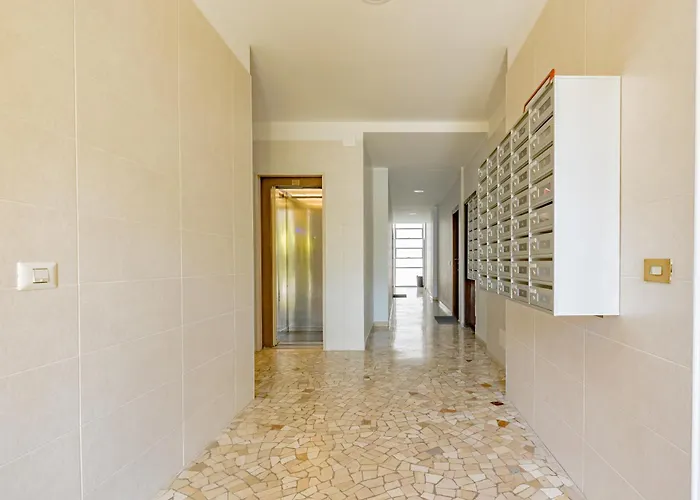 Comfy & Chic Near Universita Iulm & Famagosta-ideal For Work Apartment