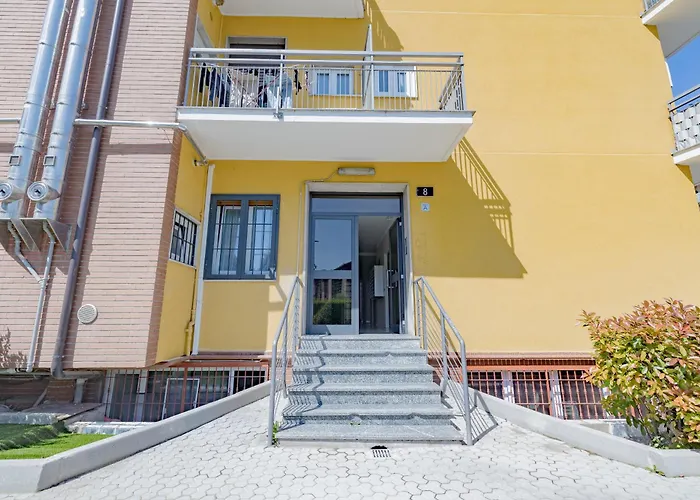 Comfy & Chic Near Universita Iulm & Famagosta-ideal For Work Milano